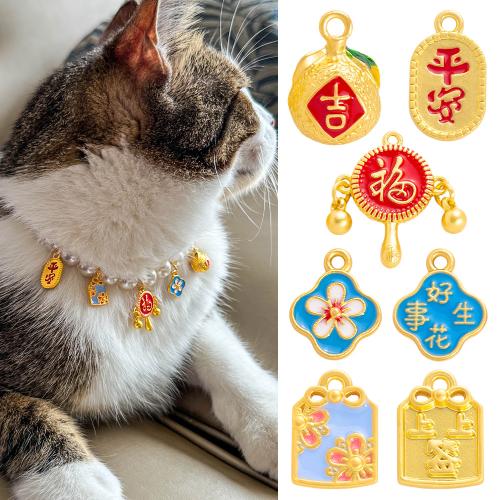 Tibetan Style émail Pendants, alliage de zinc, Placage de couleur d'or, Forme différente pour le choix & DIY, plus de couleurs à choisir, protéger l'environnement, sans nickel, plomb et cadmium, Environ 100PC/sac, Vendu par sac