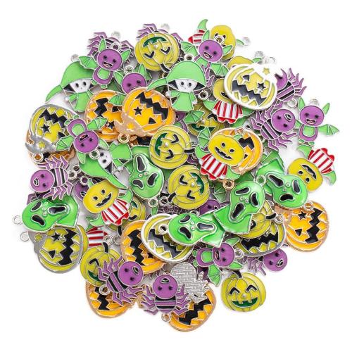 Moda colgante de Halloween, aleación de zinc, chapado en color de plata, Diseño de Halloween & Bricolaje & diverso tamaño para la opción & luminoso & esmalte, más colores para la opción, libre de níquel, plomo & cadmio, aproximado 100PCs/Bolsa, Vendido por Bolsa