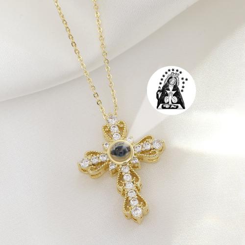 Collier en laiton cubique Zircon Micro Pave, avec 1.96 Inch chaînes de rallonge, Placage de couleur d'or, styles différents pour le choix & pavé de micro zircon & pour femme, Longueur:17.71 pouce, Vendu par PC