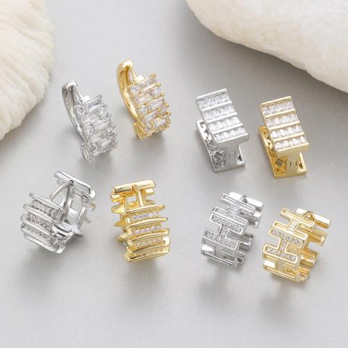 Boucles d'oreilles en laiton zircon cubique pavent, Placage, styles différents pour le choix & pavé de micro zircon & pour femme, plus de couleurs à choisir, protéger l'environnement, sans nickel, plomb et cadmium, Vendu par paire