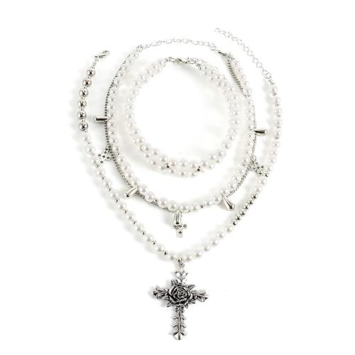 Collier de mode Multi couche, alliage de zinc, avec perle de plastique, trois couches & bijoux de mode & pour femme, argent, Vendu par PC