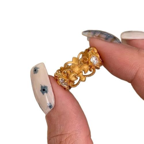 Brass Finger Ring, plated, fashion jewelry & for woman & with rhinestone & hollow, Inner Diameter:Approx 18mm, Sold By PC