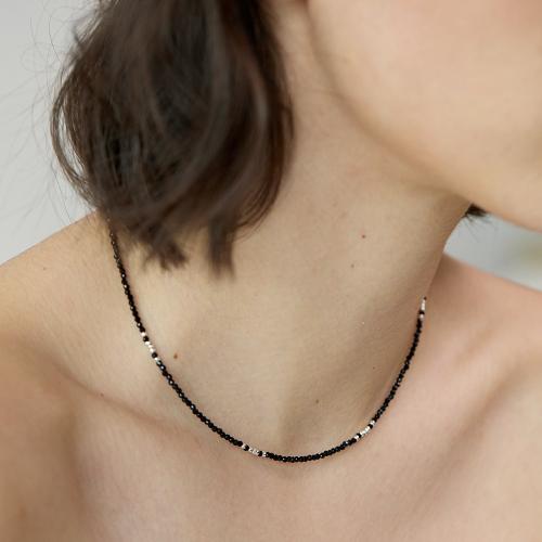 Collier bijoux de pierre gemme, Spinelle, avec laiton, Placage de couleur argentée, bijoux de mode, couleurs mélangées, 39cm+5cm extended chain, Vendu par PC