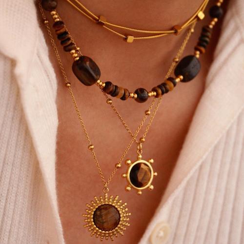 Acier titane parure de bijoux, avec oeil de tigre, Placage de couleur d'or, styles différents pour le choix & pour femme, Vendu par PC