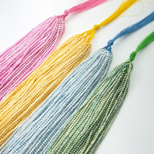 Perles cristal, DIY, plus de couleurs à choisir, 4.20x4.20x3.80mm, Trou:Environ 1mm, 10PC/lot, Vendu par lot