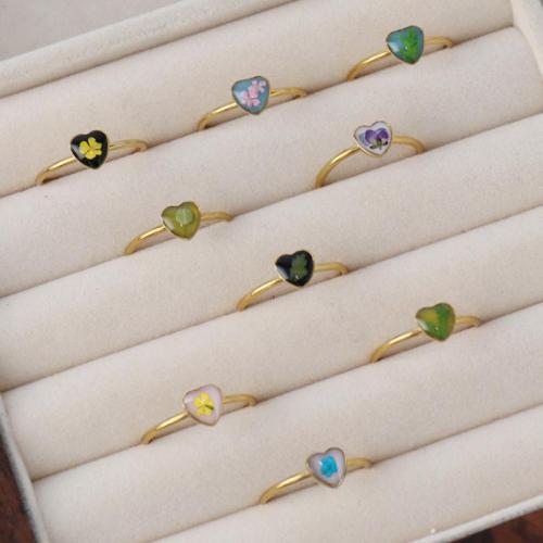 Acier inoxydable 304 Cuff Bague, avec Fleurs séchées & résine, coeur, Placage de couleur d'or, modèles différents pour le choix & pour femme & autocollant époxyde, 12PC/sac, Vendu par sac