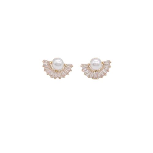 Brass Stud Earring, with Plastic Pearl, Geometrical Pattern, gold color plated, micro pave cubic zirconia & for woman, 15x10mm, Sold By Pair