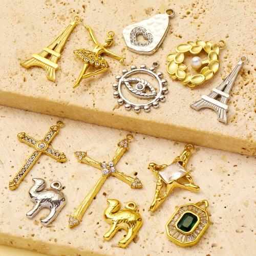 304 Stainless Steel Pendant, with Plastic Pearl, Flower, plated, DIY & micro pave cubic zirconia & with rhinestone, more colors for choice, 3PCs/Bag, Sold By Bag