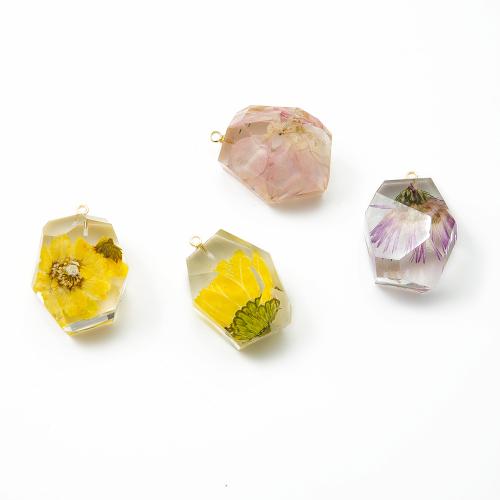 Resin Pendant, with Dried Flower & Brass, plated, DIY, more colors for choice, 20.90x14.90x29.40mm, Sold By PC