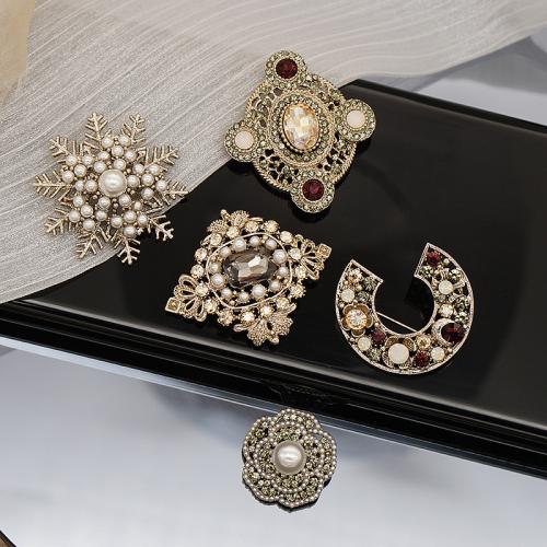 Tibetan Style Brooch, with Plastic Pearl, gold color plated, Unisex & different styles for choice & with rhinestone, brooch length 28-50mm, Sold By PC