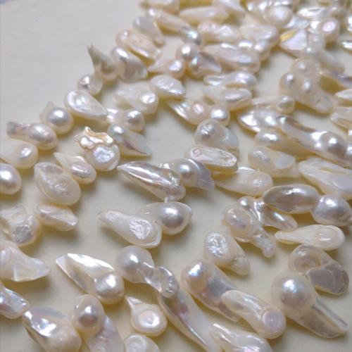 Cultured Baroque Freshwater Pearl Beads, DIY, white, 7x10mm, Sold By Strand