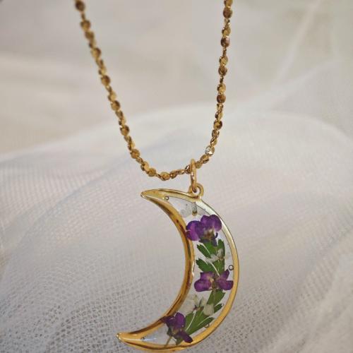 Pressed Dried Flower Jewelry , Stainless Steel, with Dried Flower, with 5cm extender chain, Moon, fashion jewelry & for woman & enamel, Length:Approx 45 cm, Sold By PC