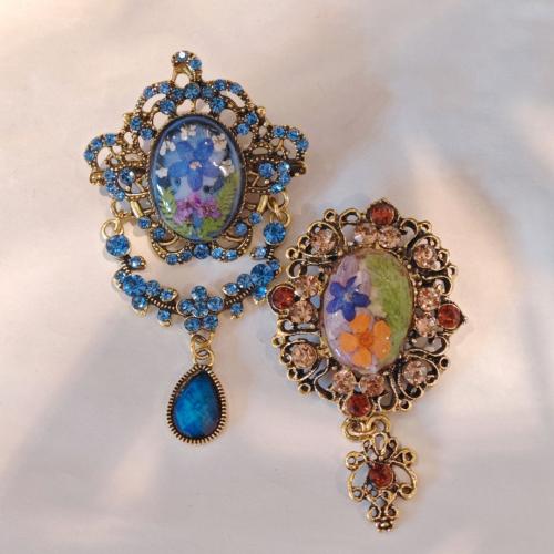 Rhinestone Brooch, Tibetan Style, with Dried Flower, fashion jewelry & for woman & enamel & with rhinestone, more colors for choice, Sold By PC