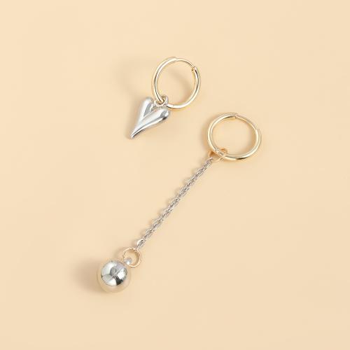 Pendientes asimétricos, aleación de zinc, chapado en color dorado, Joyería, más colores para la opción, Vendido por Par