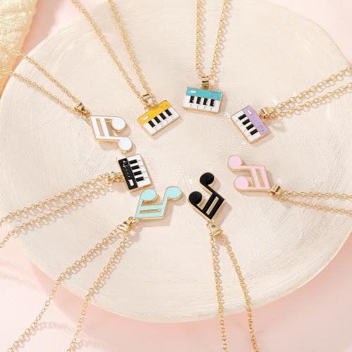 Collier de bijoux en alliage de zinc, Placage de couleur d'or, styles différents pour le choix & pour femme & émail, plus de couleurs à choisir, Vendu par PC