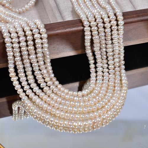 Natural Freshwater Pearl Loose Beads, Flat Round, DIY, white, 4-5mm, Sold Per 36 cm Strand