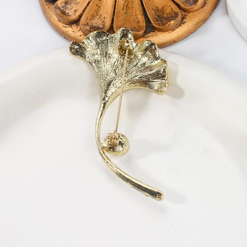 Broche perle d'eau douce, alliage de zinc, avec perle d'eau douce cultivée, Placage de couleur d'or, bijoux de mode & émail & avec strass, plus de couleurs à choisir, 40.66x14.46x71.58mm, Vendu par PC