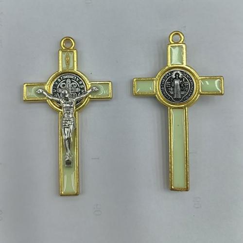 Pendentifs croix en alliage de zinc  , Placage de couleur d'or, DIY & émail, plus de couleurs à choisir, 30x54mm, Vendu par PC