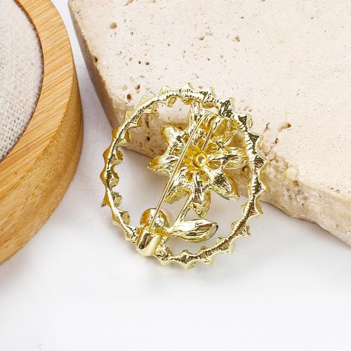 Freshwater Pearl Brooch, Tibetan Style, with Freshwater Pearl, gold color plated, fashion jewelry & with rhinestone, more colors for choice, 34.54x10.77x34.74mm, Sold By PC