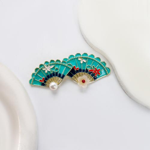 Broche perle d'eau douce, alliage de zinc, avec perle d'eau douce cultivée & résine, éventail, Placage de couleur d'or, bijoux de mode & émail, plus de couleurs à choisir, 67.98x10.01x28.97mm, Vendu par PC