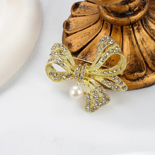 Freshwater Pearl Brooch, Tibetan Style, with Freshwater Pearl, gold color plated, fashion jewelry & with rhinestone, more colors for choice, 50.86x12.71x43.85mm, Sold By PC