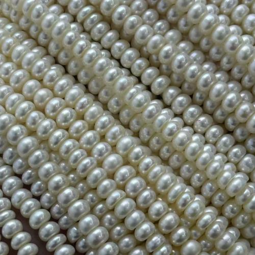 Naturel d'eau douce perles, perle d'eau douce cultivée, Plat rond, DIY, plus de couleurs à choisir, 4-5mm, Vendu par 38 cm brin