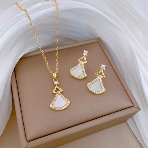 Zircon cubique Micro Pave parures de bijoux en laiton, Acier titane, avec planche & laiton, Placage, styles différents pour le choix & pavé de micro zircon & pour femme & creux, doré, Vendu par PC