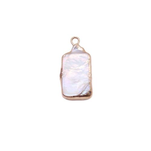 Pendentifs perles d'eau douce, perle d'eau douce cultivée, avec laiton, Irrégulière, Placage de couleur d'or, DIY, couleurs mélangées, Vendu par PC