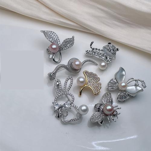 Süßwasserperlen Brosche , Zinklegierung, mit Natürliche kultivierte Süßwasserperlen, goldfarben plattiert, Modeschmuck & mit Strass, keine, 6-8mm, verkauft von PC