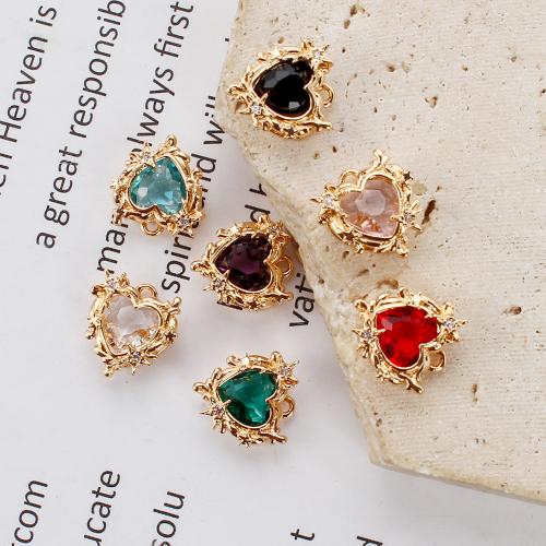 Pendentifs cristal, laiton, avec cristal, coeur, Placage, DIY & pavé de micro zircon, plus de couleurs à choisir, protéger l'environnement, sans nickel, plomb et cadmium, 12.02x6.11x13.03mm, 20PC/sac, Vendu par sac