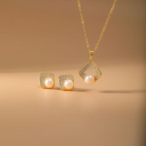 laiton parure de bijoux, Boucle d’oreille stud & collier, avec perle de plastique, Motif géométrique, Placage, 2 pièces & pavé de micro zircon & pour femme & creux, Or, Vendu par fixé