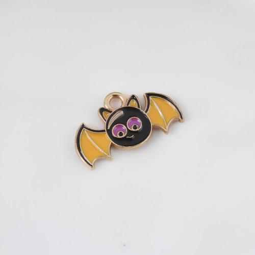 Pendant Halloween Fashion, alliage de zinc, Chauve-souris, Placage de couleur d'or, Halloween Design & DIY & émail, couleurs mélangées, 11.50x19.60x1.50mm, Vendu par PC