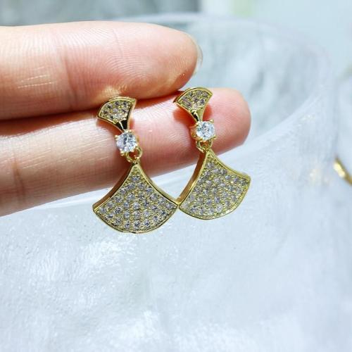 Cubic Zirconia Micro Pave Brass Earring, Fan, plated, fashion jewelry & micro pave cubic zirconia & for woman, Sold By Pair