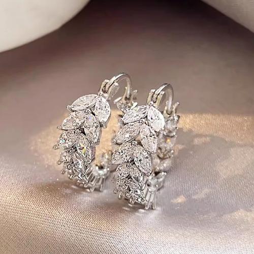 Cubic Zirconia Micro Pave Brass Earring, Leaf, plated, fashion jewelry & micro pave cubic zirconia & for woman, Sold By Pair