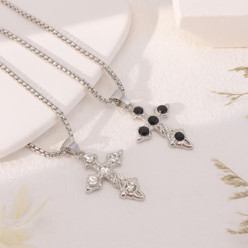 Collier en alliage de zinc Pull, croix, Placage de couleur d'or, bijoux de mode & avec strass, plus de couleurs à choisir, Vendu par PC