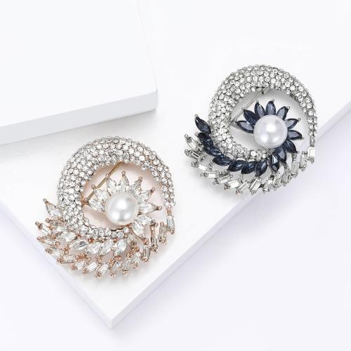 Strass Brosche, Zinklegierung, mit Kunststoff Perlen, Blume, plattiert, Modeschmuck & mit Strass, keine, verkauft von PC