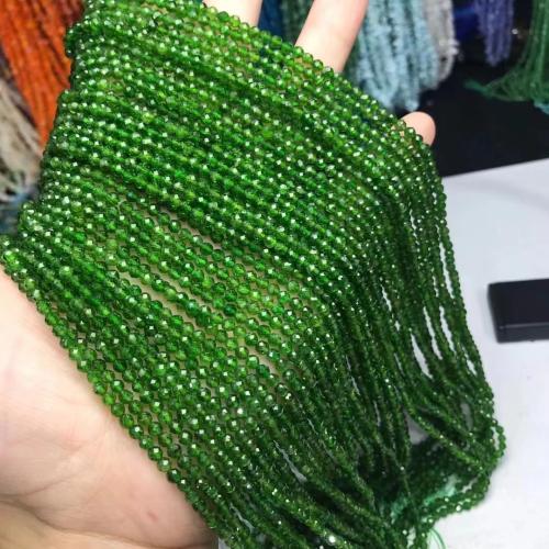 Perles bijoux en pierres gemmes, diopside, naturel & DIY & facettes, vert, 3.50mm, Vendu par Environ 35-40 cm brin