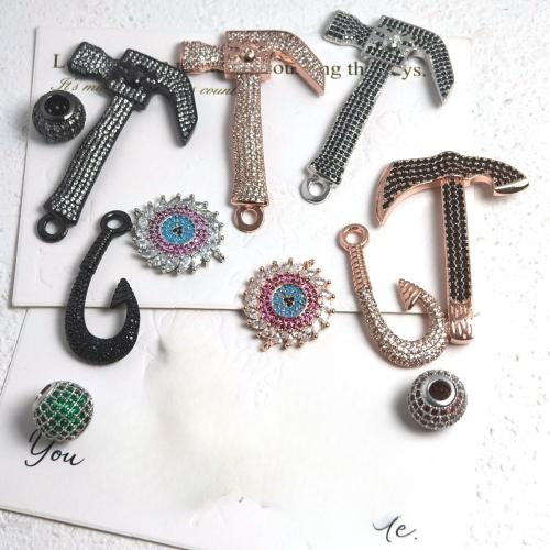 Cúbicos Circonia Colgante Latón Micro pavimenta, metal, chapado, Bricolaje & micro arcilla de zirconia cúbica, más colores para la opción, libre de níquel, plomo & cadmio, 110x80x70mm, 3PCs/Bolsa, Vendido por Bolsa