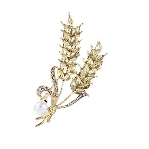 Broches de Diamantes de Imitación, aleación de zinc, con Perlas plásticas, trigopan, chapado, diferentes estilos para la opción & para mujer & con diamantes de imitación, dorado, Vendido por UD