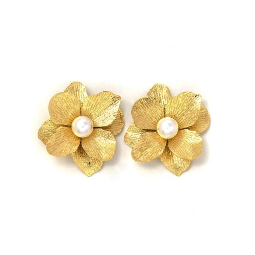 Stainless Steel Stud Earrings, 304 Stainless Steel, with Plastic Pearl, Flower, 18K gold plated, fashion jewelry & for woman, Sold By Pair