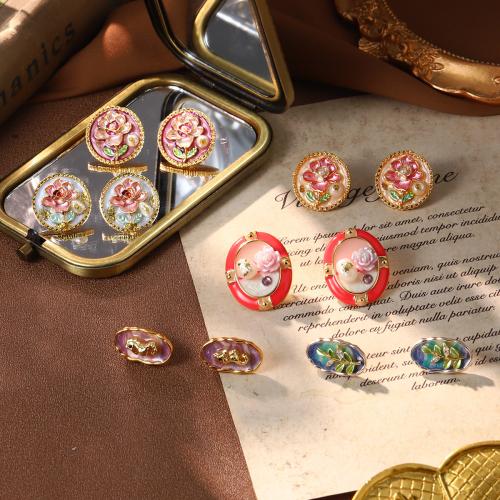 Pendientes de Perlas de Freshwater, metal, con Perlas cultivadas de agua dulce, chapado en color dorado, diferentes estilos para la opción & para mujer & esmalte, más colores para la opción, Vendido por Par