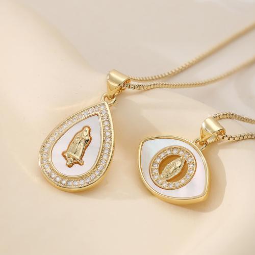 laiton collier, avec coquille blanche, avec 5cm chaînes de rallonge, Placage de couleur d'or, styles différents pour le choix & pavé de micro zircon & pour femme, Longueur:Environ 45 cm, Vendu par PC