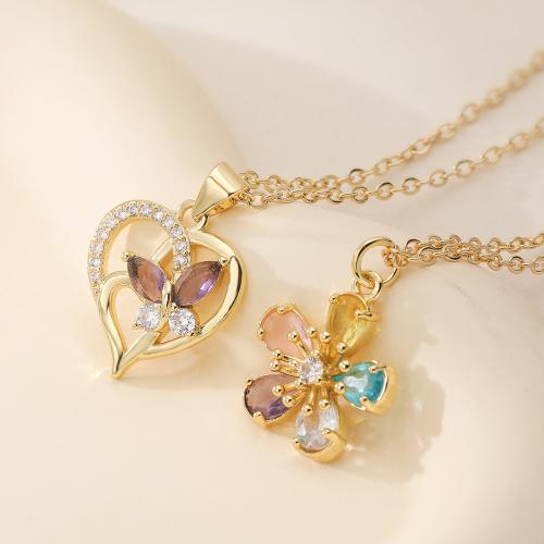 laiton collier, Plaqué d'or, styles différents pour le choix & pavé de micro zircon & pour femme, Longueur:Environ 45 cm, Vendu par PC