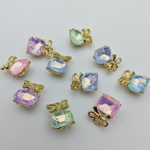 Pendentifs cristal, alliage de zinc, avec cristal, Placage de couleur d'or, DIY, plus de couleurs à choisir, 14.50x10.30x6.50mm, 100PC/sac, Vendu par sac