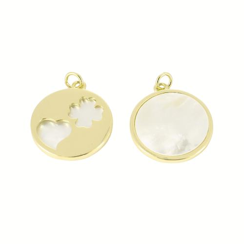 Pendentifs de coquillages blancs naturels, laiton, avec coquille blanche, Plat rond, Placage de couleur d'or, DIY & creux, 26x21x2mm, Vendu par PC