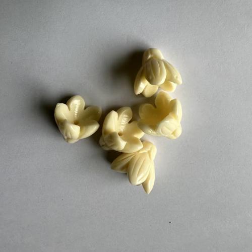 Sea Bamboo Coral Beads, Flower, DIY, more colors for choice, 13x14.50mm, Hole:Approx 1mm, 30PCs/Strand, Sold Per Approx 38 cm Strand