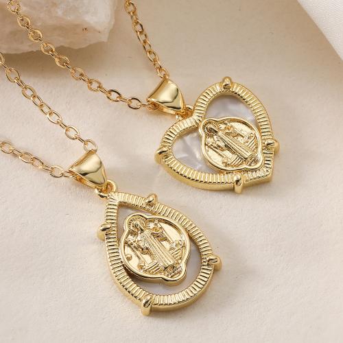 Ожерелья из латуни, Латунь, с Белая ракушка, плакированный настоящим золотом, ювелирные изделия моды & регулируемый & разные стили для выбора & Женский, Много цветов для выбора, не содержит никель, свинец, Продан через Приблизительно 45 см Strand