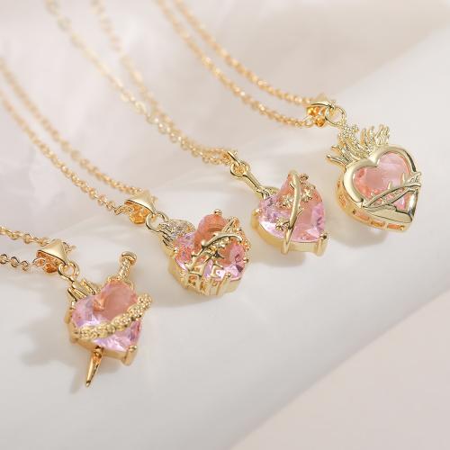 KubikZircon Mikro pflastern Messinghalsketten, Messing, vergoldet, Modeschmuck & einstellbar & verschiedene Stile für Wahl & Micro pave Zirkonia & für Frau, keine, frei von Nickel, Blei & Kadmium, verkauft per ca. 45 cm Strang
