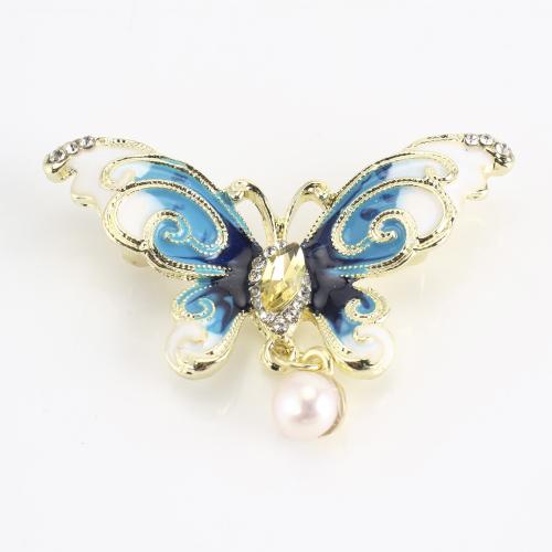 Zinklegierung Brosche, mit Natürliche kultivierte Süßwasserperlen, Schmetterling, goldfarben plattiert, für Frau & Emaille & mit Strass, 39x50x9mm, verkauft von PC
