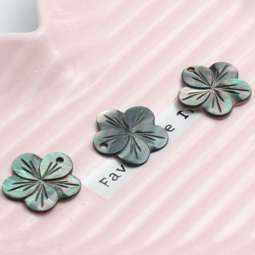 Natürliche schwarze Muschel Anhänger, Blume, geschnitzt, DIY, 18.50mm, verkauft von PC